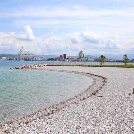 Aegida Beachfront Apartment Koper Ngoại thất bức ảnh