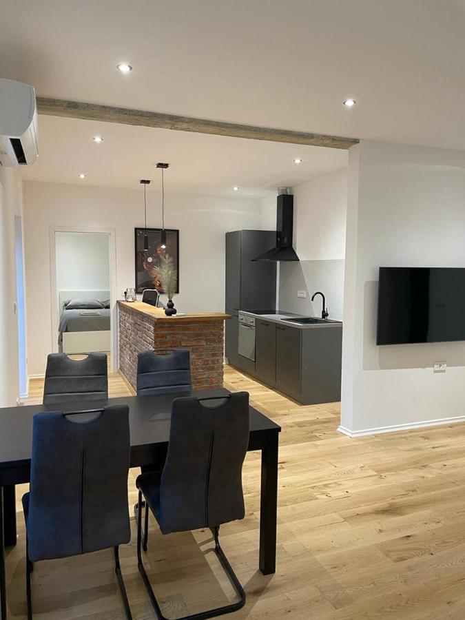 Aegida Beachfront Apartment Koper Ngoại thất bức ảnh